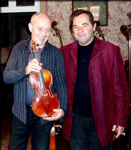 jacques gay avec Pierre Boussaguet Bassiste de l'orchestre des violonistes de Jazz JUMP