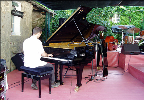 Festival jazzaparc BIG BAND OLYMPIA accord Piano Fazzioli