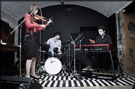 Eva SLONGO violon et son trio