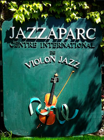 panneau Jazzaparc au centre Stéphane Grappelli